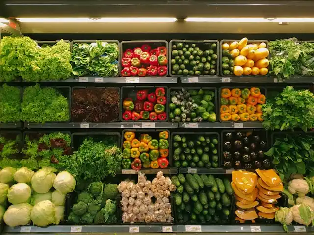 Image de légumes crus bien conservés au frais